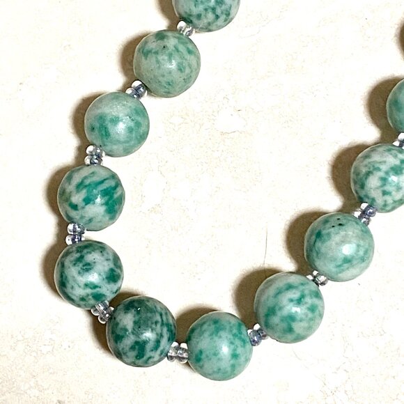 Green White Dyed Agate Necklace, Large Matte Gemstone Beaded Necklace 18" - Picture 5 of 11